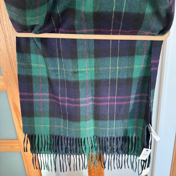 Talbots Tartan Plaid 100% Cashmere Warm Winter Fringed Scarf Unisex 6x3 Foot NEW - Picture 5 of 9